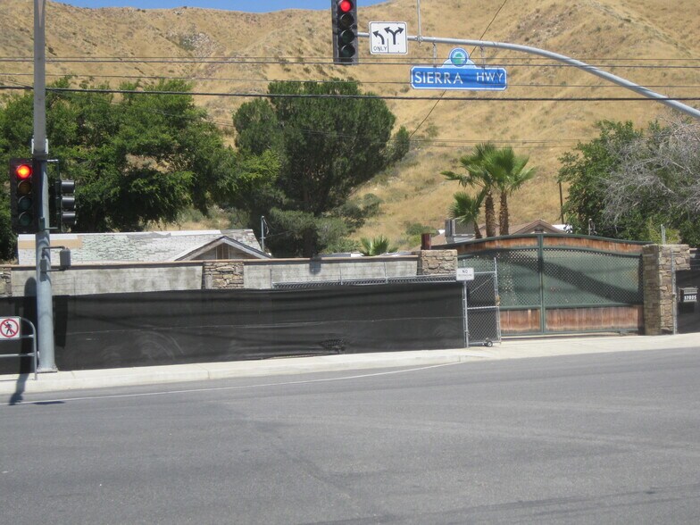 More Photos Of 17035 Sierra Hwy, Canyon Country Land For Sale