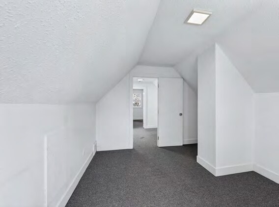 More Photos Of 1019 13th Ave SW, Calgary Office For Sale
