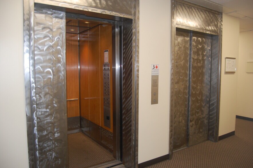 More Photos Of 101-103 Callan Ave, San Leandro Office For Lease