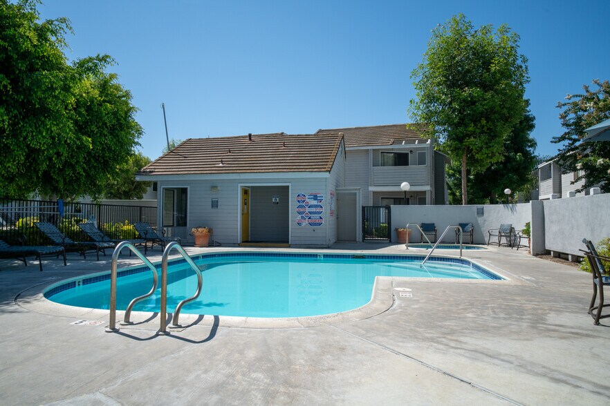 More Photos Of 140 S Highland Ave, Placentia Apartments For Sale