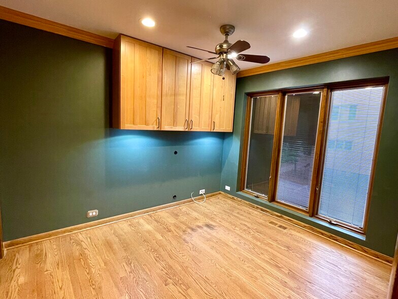 More Photos Of 5145 Washington St, Downers Grove Office For Lease