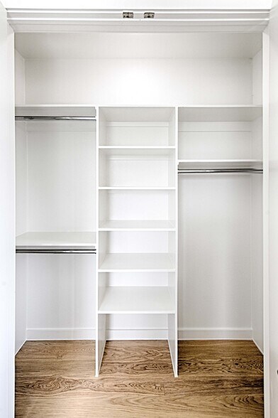 More Photos Of 4739 Gretna St, Dallas Apartments For Sale