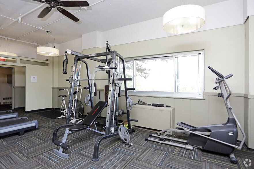 More Photos Of 320 N 22nd St, Omaha Apartments For Sale