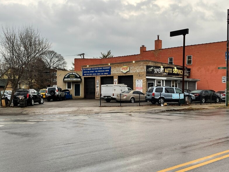 More Photos Of 4185 N Elston Ave, Chicago Auto Repair For Sale
