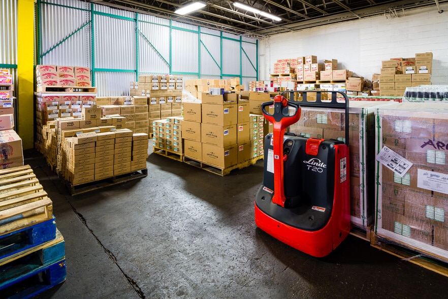 More Photos Of 4735-4795 Leyden St, Denver Warehouse For Lease