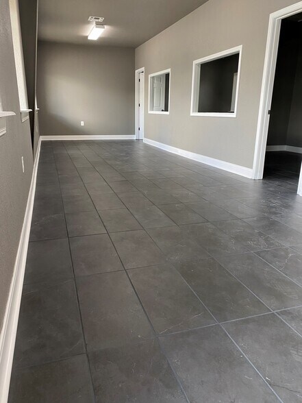 More Photos Of 103 Ranger Dr, Boerne Warehouse For Lease