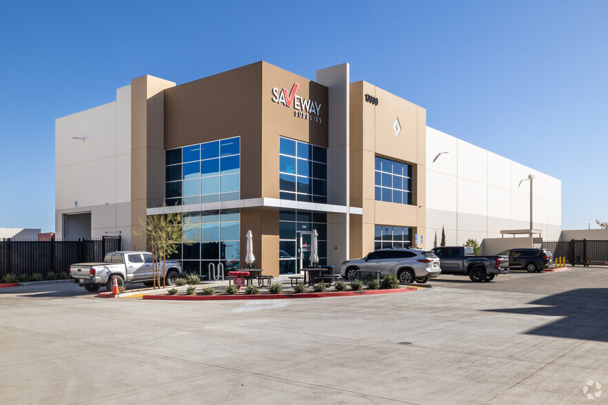 Primary Photo Of Old 215 Frontage Rd & Alessandro Blvd, Moreno Valley Unknown For Lease