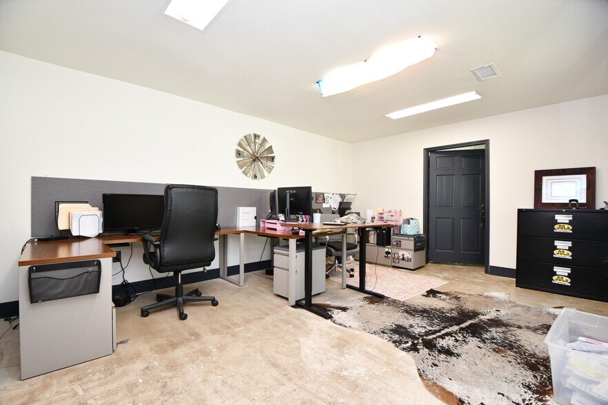 More Photos Of 34507 FM 1093, Simonton Land For Lease