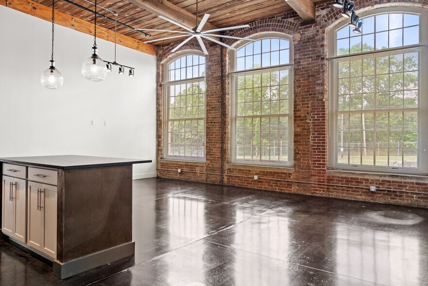More Photos Of 1875 Hayne St, Spartanburg Multifamily For Sale