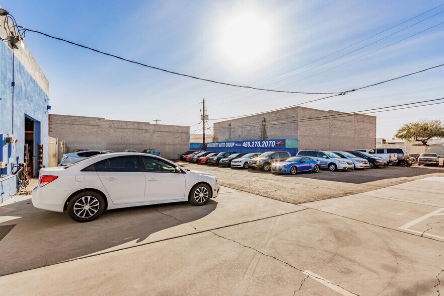 More Photos Of 4105 E University Dr, Phoenix Service For Lease