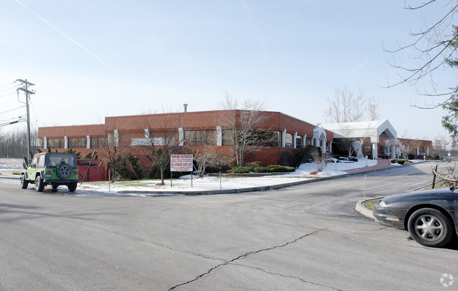 More Photos Of 2350 N Forest Rd, Getzville Office For Lease