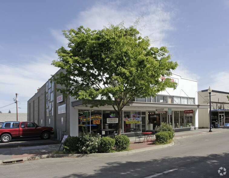 More Photos Of 136 SE 3rd Ave, Hillsboro Storefront For Lease