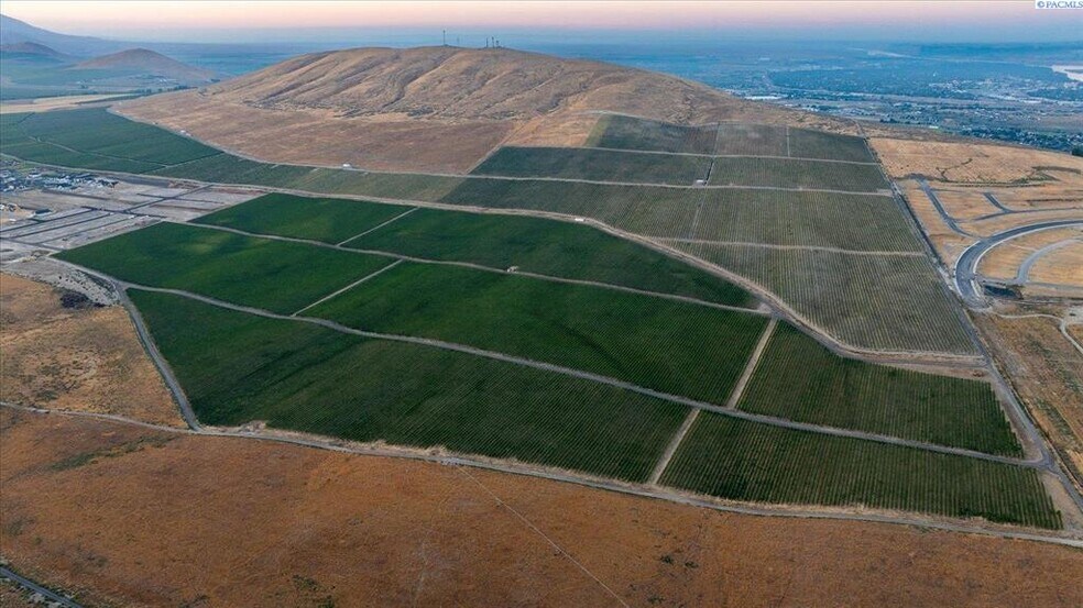 More Photos Of NKA Goose Ridge Estates, Richland Land For Sale