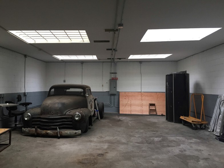 More Photos Of 1380 Natoma St, San Francisco Flex For Lease