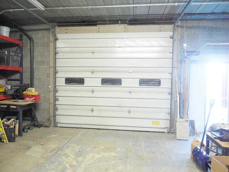 More Photos Of 700-710 Lebanon Rd, West Mifflin Warehouse For Sale