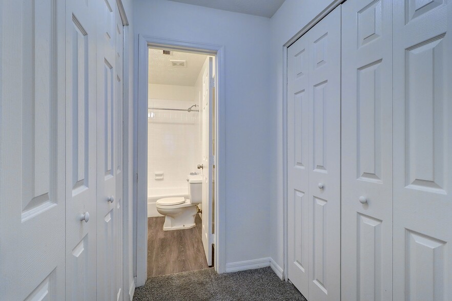 More Photos Of 7011 San Ramon Pl, Tampa Apartments For Sale