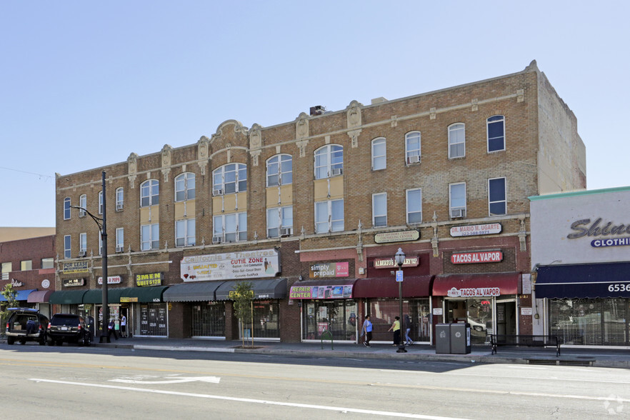 Primary Photo Of 6524-6534 Pacific Blvd, Huntington Park Storefront Retail Residential For Lease