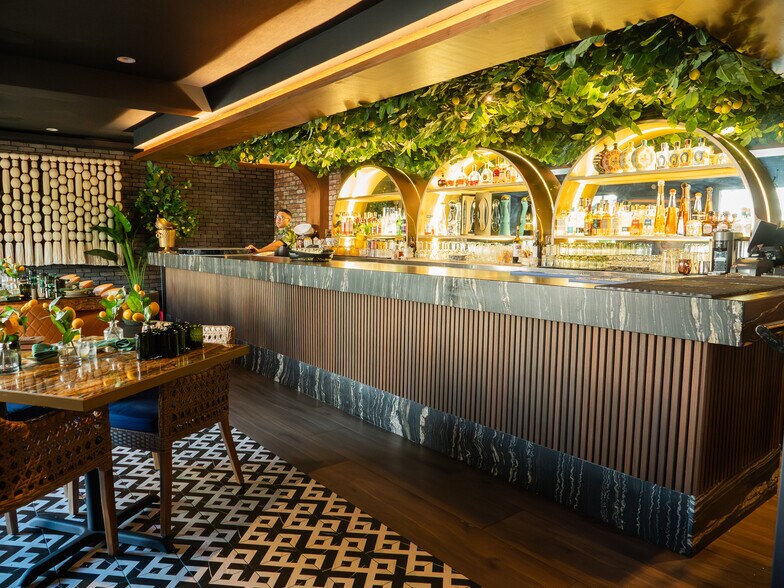 More Photos Of 8722 W 3rd St, Los Angeles Restaurant For Lease