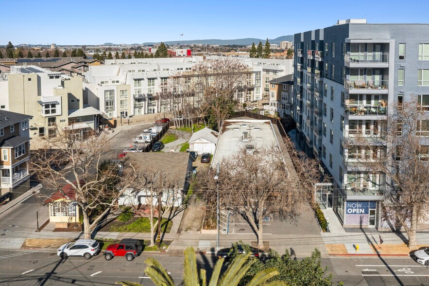More Photos Of 885 Julian St, San Jose Service For Sale