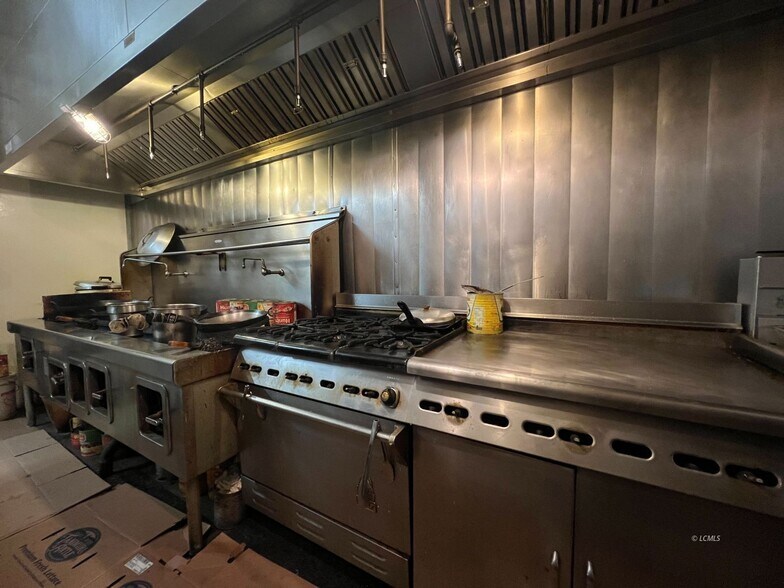More Photos Of 27 N F St, Lakeview Restaurant For Sale