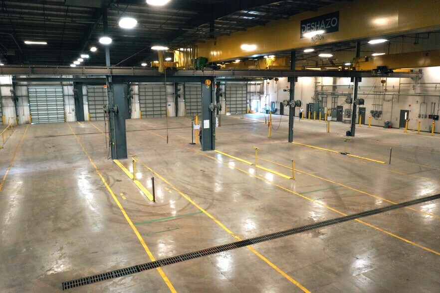 More Photos Of 10310 Fischer Rd, Von Ormy Manufacturing For Sale