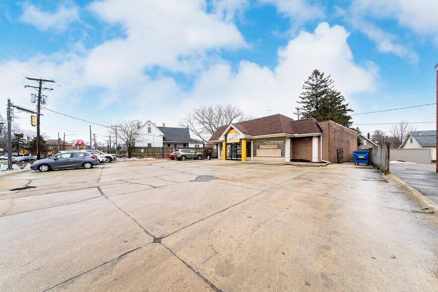 More Photos Of 3525 Warren Rd, Cleveland Storefront For Sale