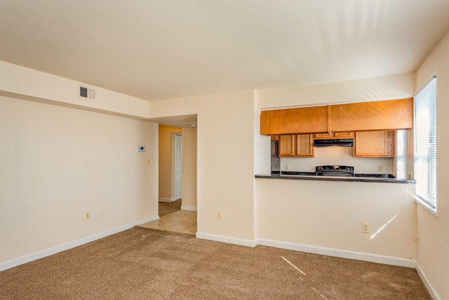 More Photos Of 116 Irvington St SW, Washington Apartments For Sale