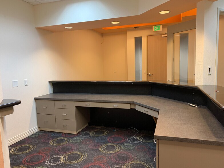 More Photos Of 6000 Fairway Dr, Rocklin Medical For Sale