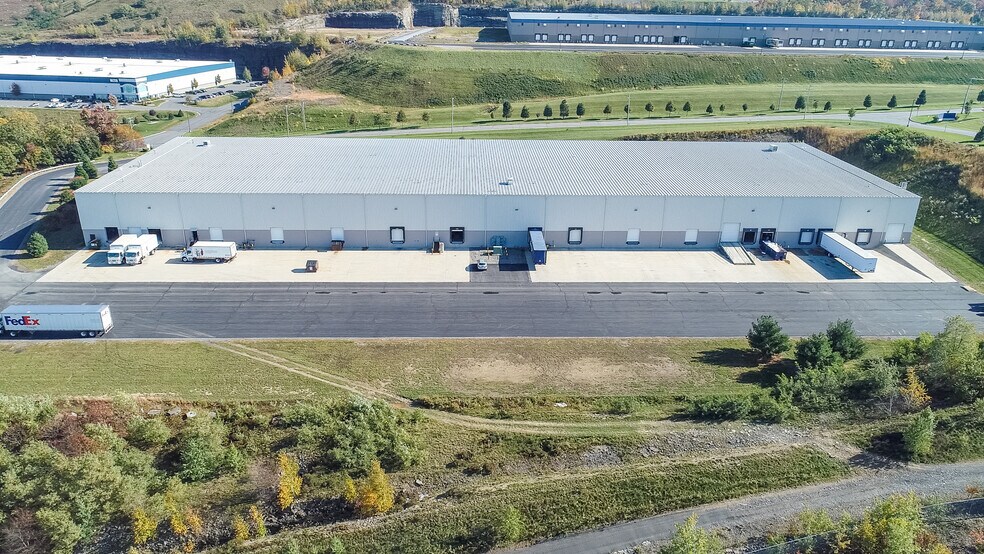 More Photos Of 195-221 Research Dr, Jenkins Warehouse For Lease