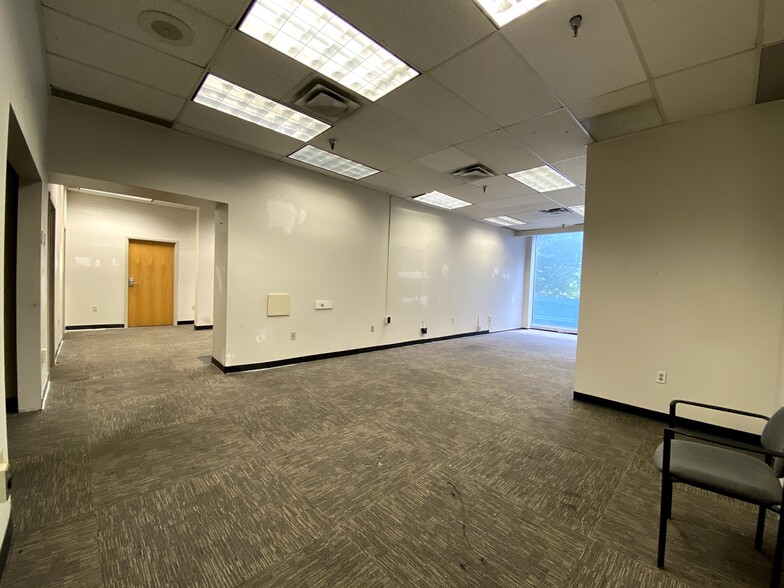 More Photos Of 208-210 Grant St, Pittsburgh Medical For Lease