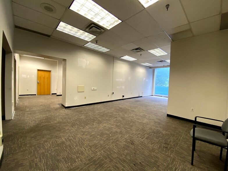 More Photos Of 208-210 Grant St, Pittsburgh Medical For Lease