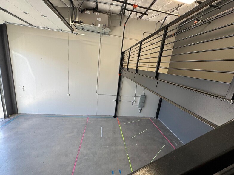 More Photos Of 2100 Double Creek Dr, Round Rock Unknown For Lease