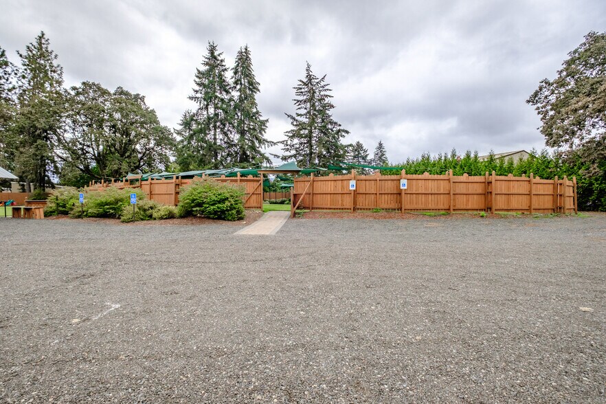 More Photos Of 3980 S Santiam Hwy, Lebanon Land For Sale