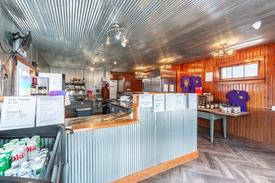 More Photos Of 621 S 13th St, Tekamah Restaurant For Sale