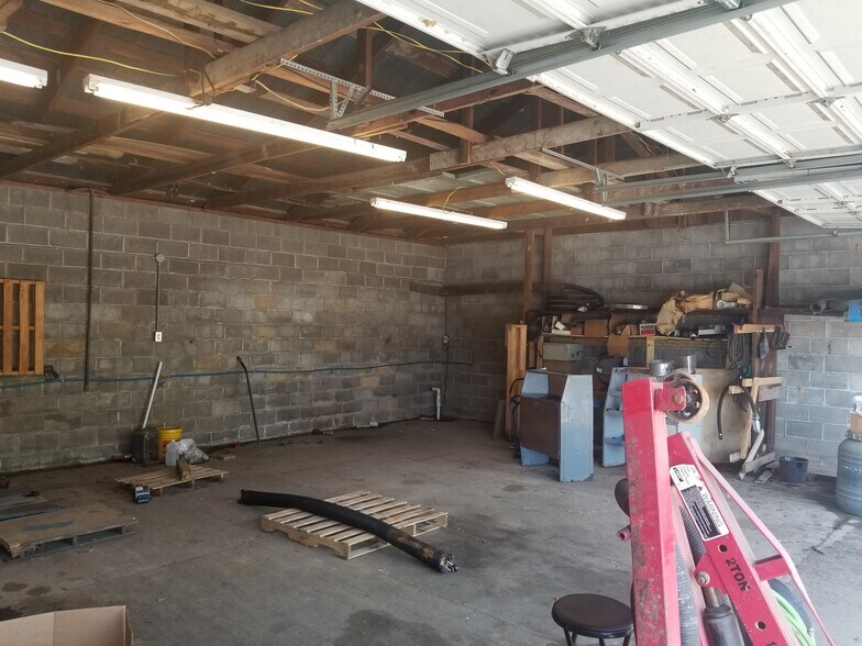 More Photos Of 1215 Blount Ave, Guntersville Flex For Lease