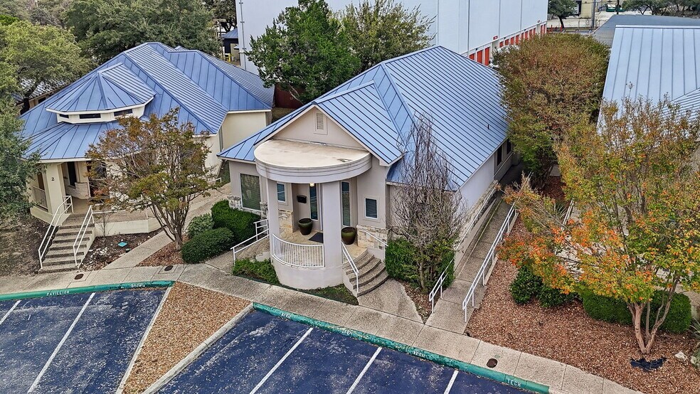 More Photos Of 15303 Huebner Rd, San Antonio Medical For Sale