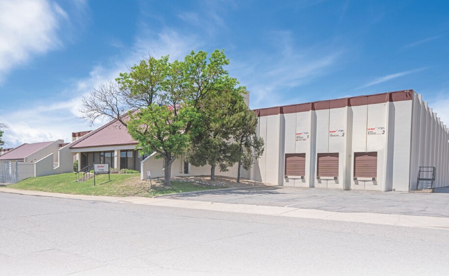Primary Photo Of 5075-5081 Kingston St, Denver Warehouse For Lease