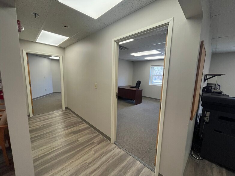 More Photos Of 443 Main St, Biddeford Flex For Lease