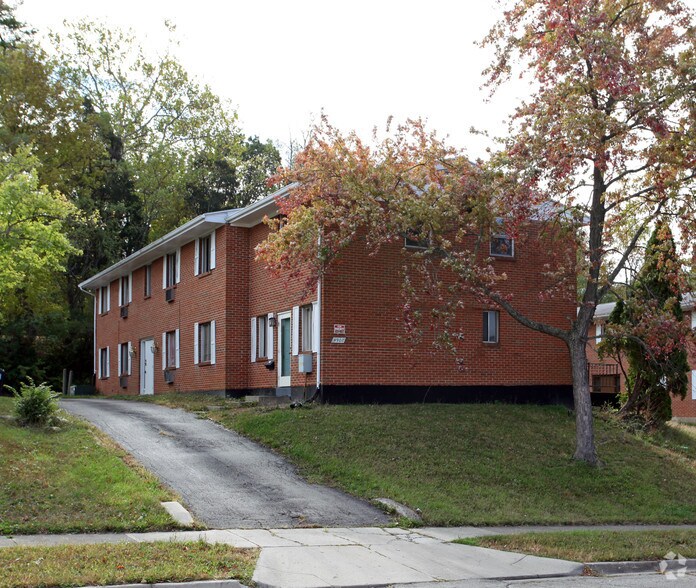 Primary Photo Of 4908 Northcutt Pl, Dayton Apartments For Sale
