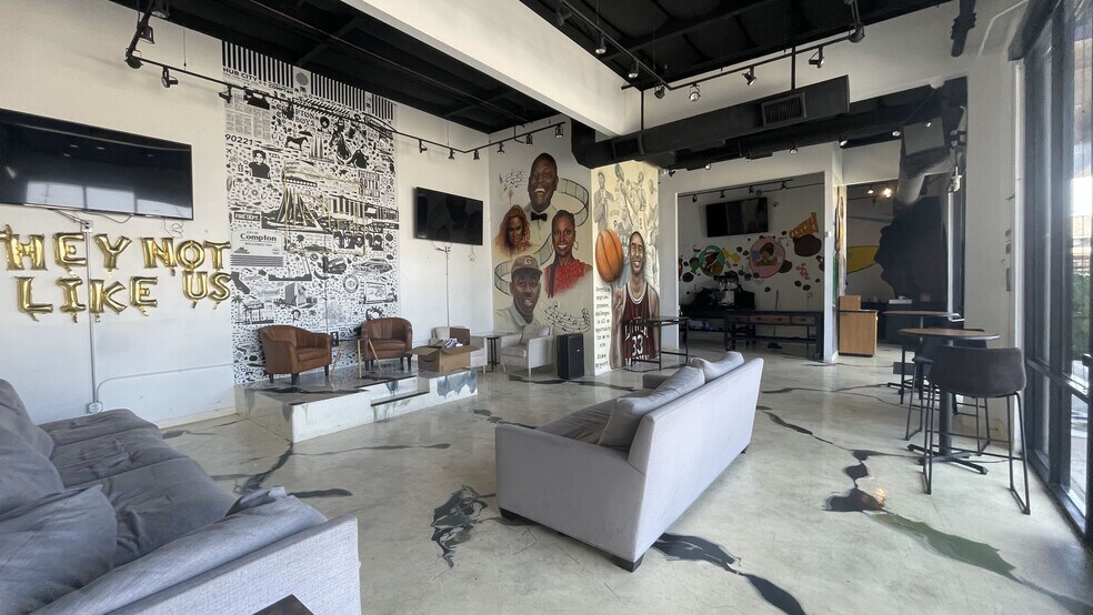 More Photos Of 546 W Compton Blvd, Compton Restaurant For Sale