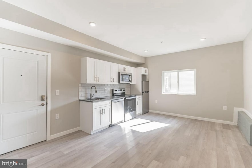 More Photos Of 2243 N Broad St, Philadelphia Apartments For Sale