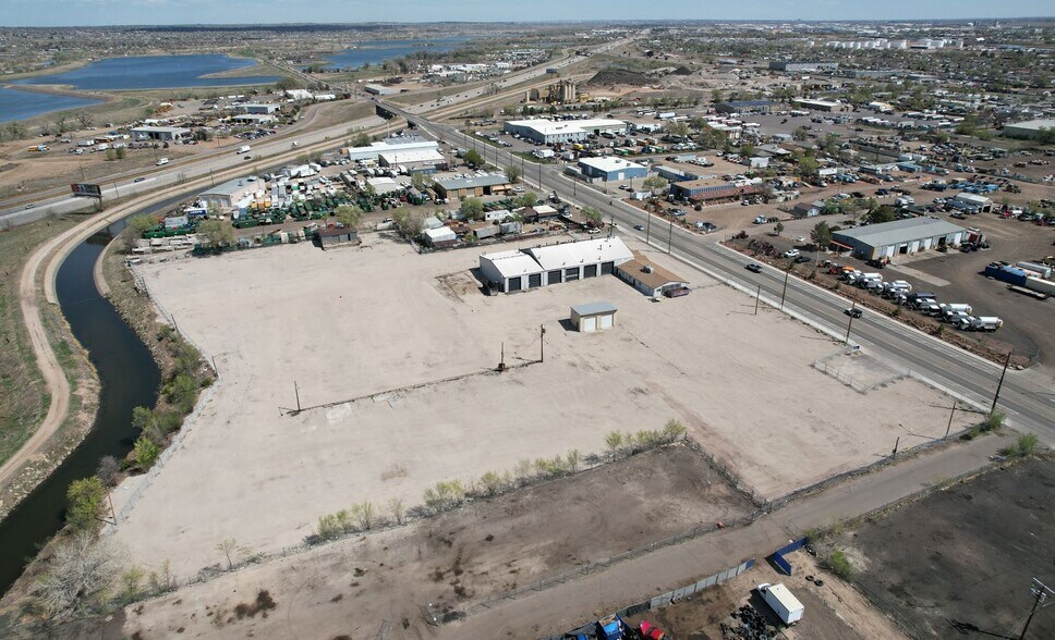 Primary Photo Of 7627 Dahlia St, Commerce City Warehouse For Lease