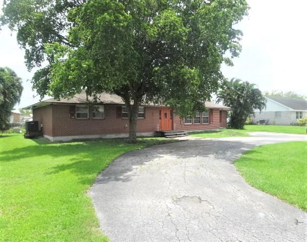 More Photos Of 765 S Main St, Belle Glade Office Residential For Lease