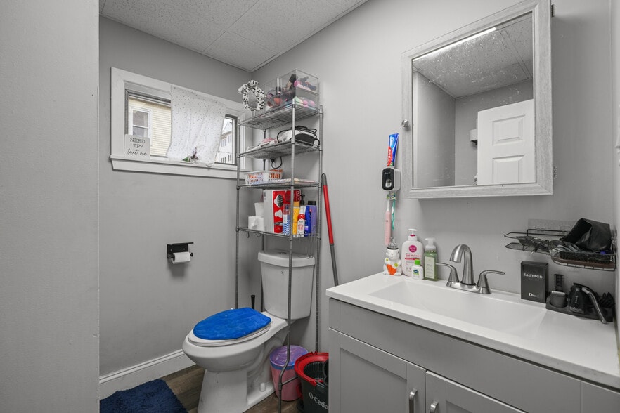 More Photos Of 337 Columbia St, Fall River Apartments For Sale