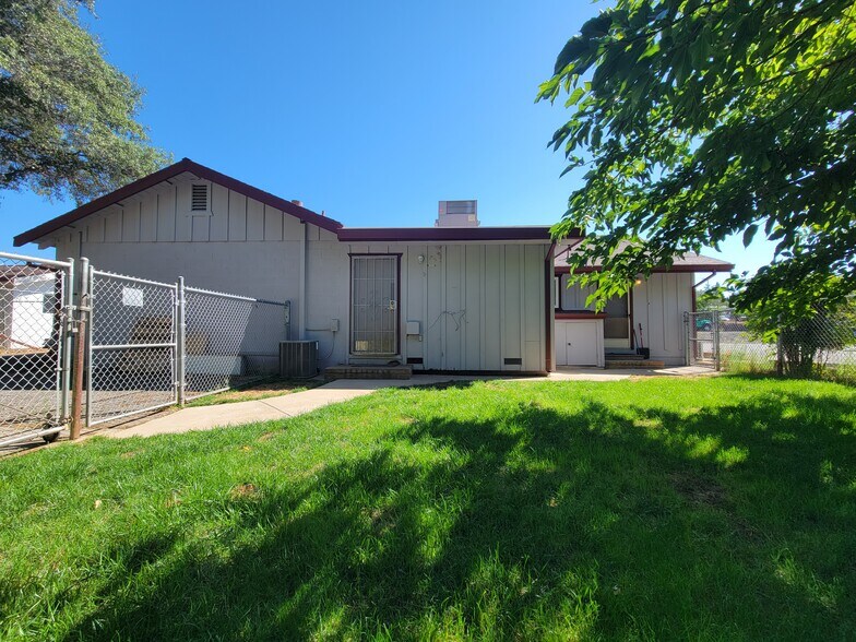 More Photos Of 1055 Grass Valley Hwy, Auburn Medical For Lease