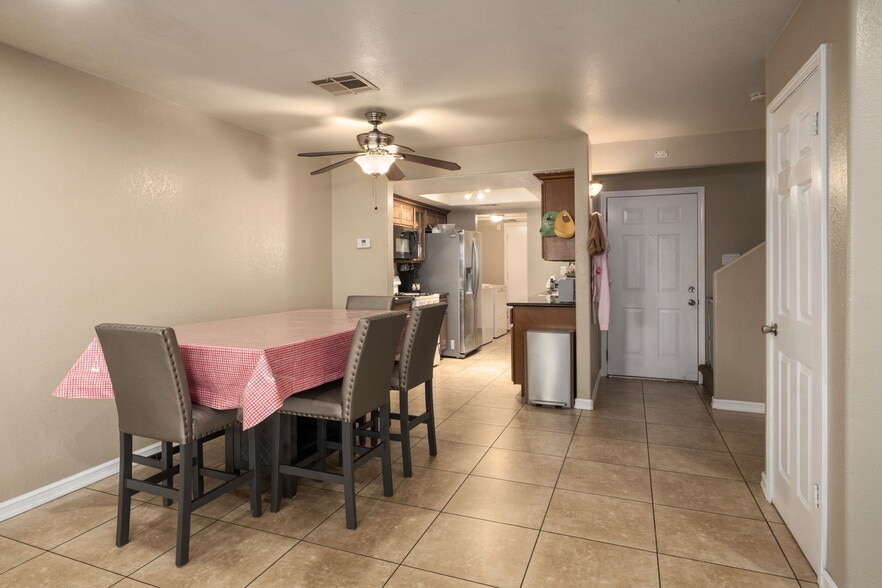 More Photos Of 4308 E Woodward Ave, Fresno Apartments For Sale