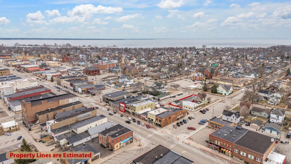 Primary Photo Of 1211 Ludington St, Escanaba Office For Sale