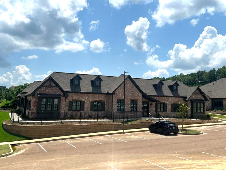 Primary Photo Of 410 Enterprise Dr, Oxford Office For Lease