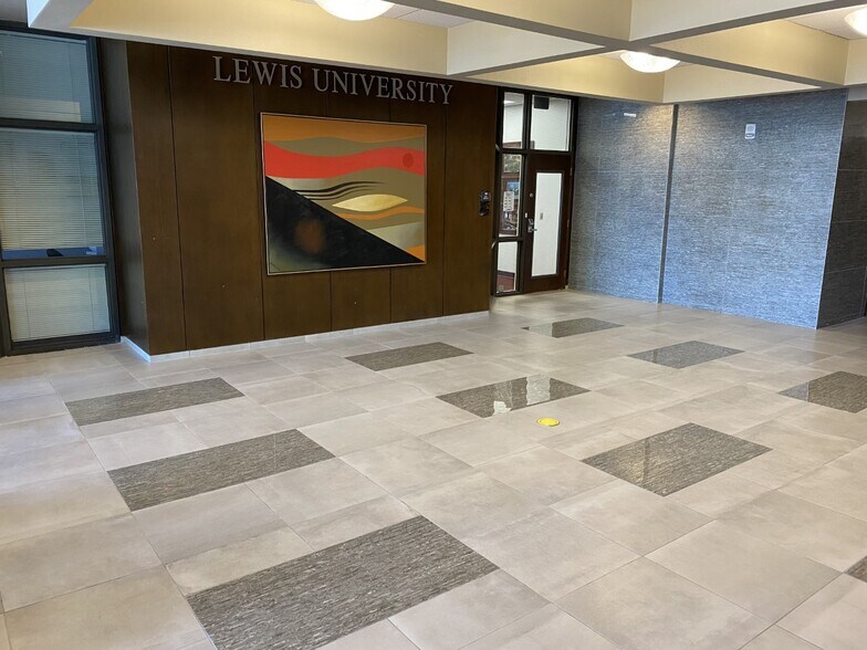 More Photos Of 2440 Louisiana Blvd NE, Albuquerque Office For Lease