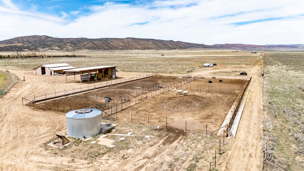 More Photos Of 700 N Center Street, Summit Land For Sale